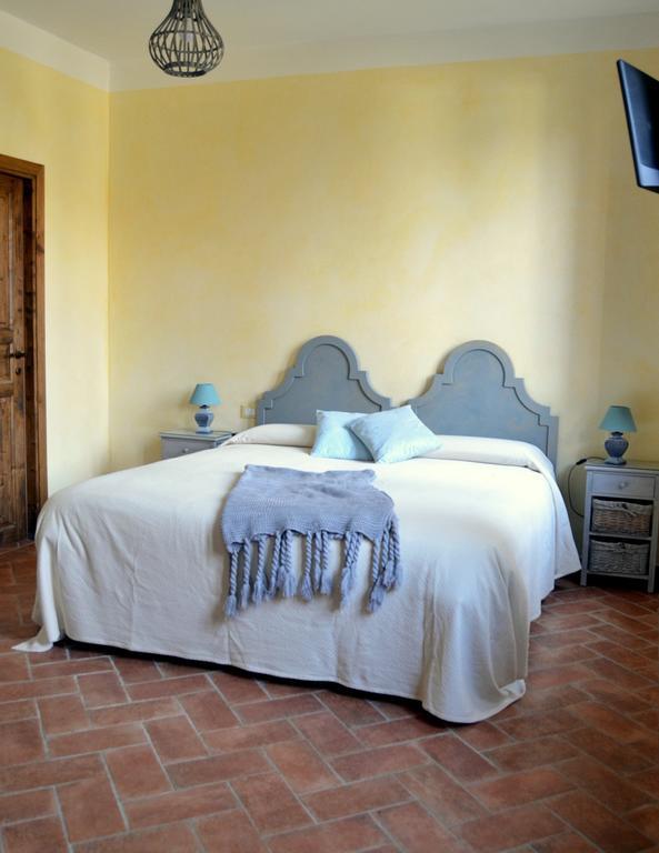 Agriturismo Borgo San Francesco Базильо Экстерьер фото