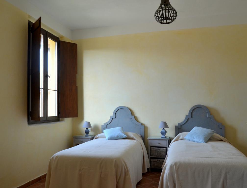 Agriturismo Borgo San Francesco Базильо Экстерьер фото